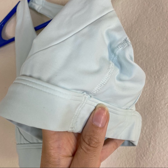 ATHLETA light blue Ultimate sports bra - Picture 7 of 11